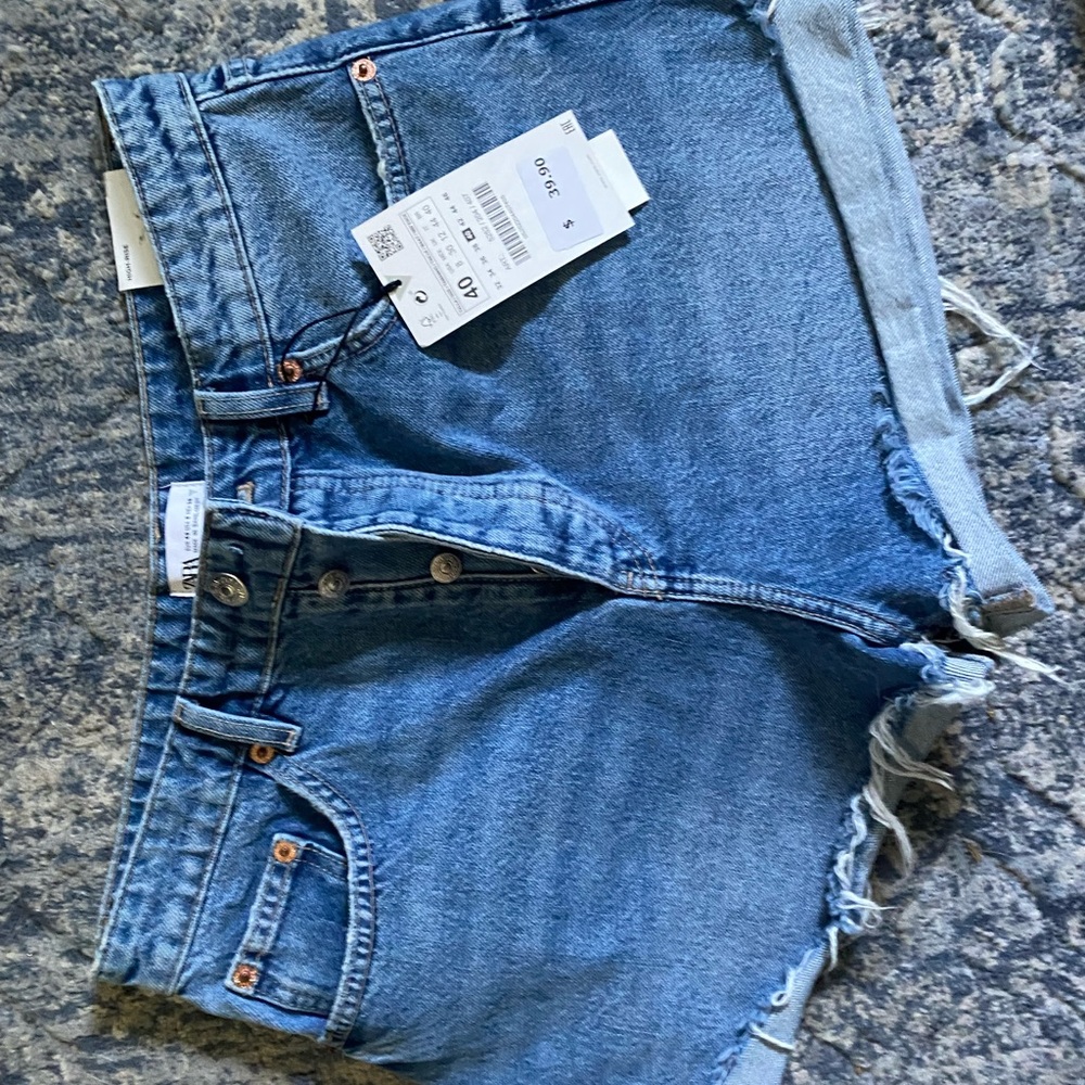 Zara NWT Denim Cutoff Shorts